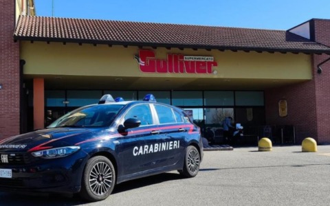 Lite per un video su TikTok: 17enne aggredito con una testata e un taglierino