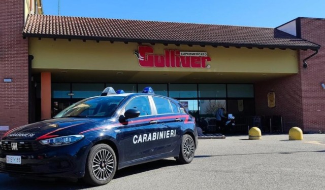 Lite per un video su TikTok: 17enne aggredito con una testata e un taglierino