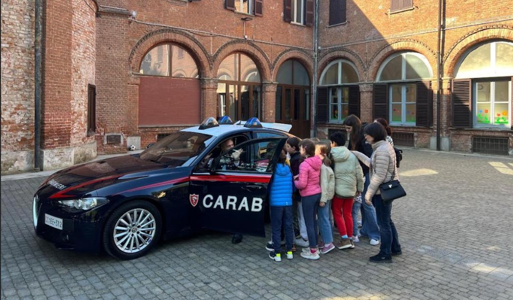 “Cultura della legalità” a scuola: i Carabinieri incontrano gli studenti dell’Istituto San Giuseppe di Vigevano