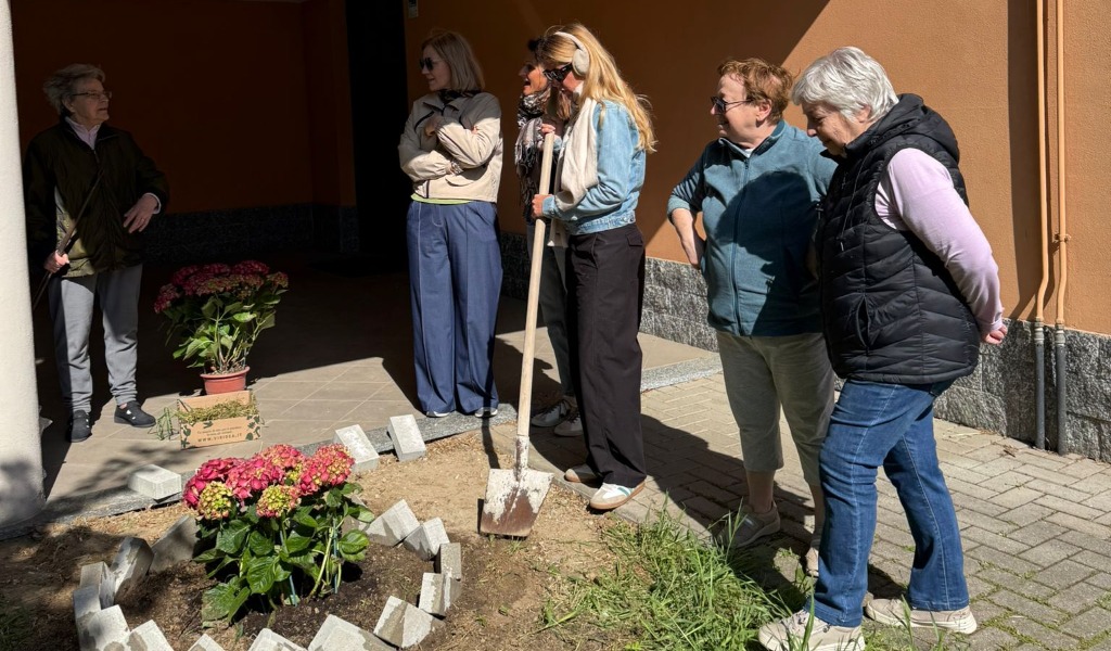 Se il quartiere fiorisce, rinasce la comunità: a Pavia il “modello Scala” per il decoro urbano