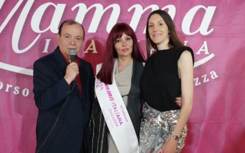 La selezione di “Miss Mamma Italiana 2026” a Sabbioneta premia una mamma di Pavia