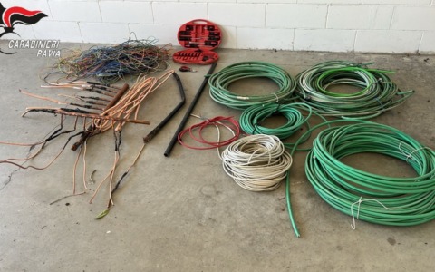 Sorpresi a Pasquetta a rubare rame: due ladri trovati con circa 100 chili di “oro rosso”