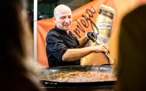 Pavia si trasforma nel regno dello street food: tre giorni di festa e sapori dal mondo