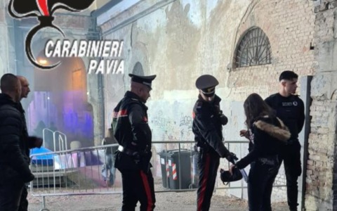 Controlli rafforzati alle giostre di Voghera: sicurezza potenziata con l’uso di metal detector