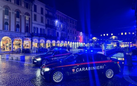 Cocaina, crack, marijuana e pastiglie di Pregabalin: maxi sequestro di droga in Lomellina