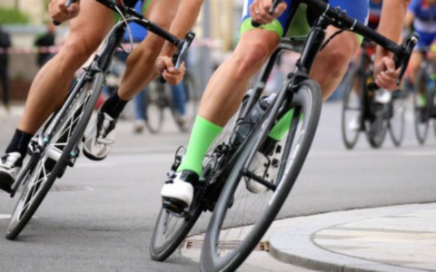 Giro d’Italia 2026, la provincia di Pavia si prepara al passaggio della Corsa Rosa: scattano piano sicurezza e viabilità