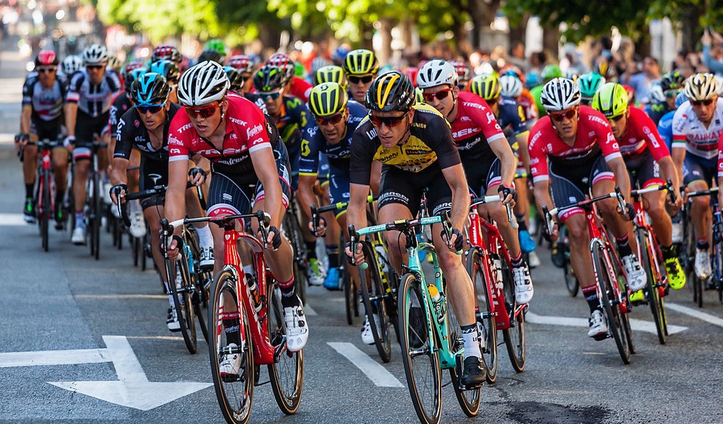 Il Giro d’Italia arriva a Pavia: i divieti e le strade chiusure per il passaggio della carovana