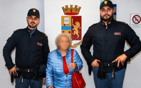 Truffa sventata a Pavia: la Squadra Mobile arresta due giovani, salvati gioielli e risparmi di un’anziana