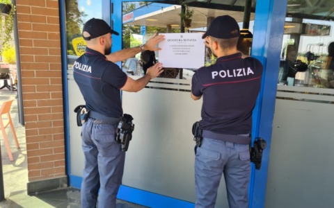 Discoteca abusiva e lavoratori in nero: chiuso bar a Spessa