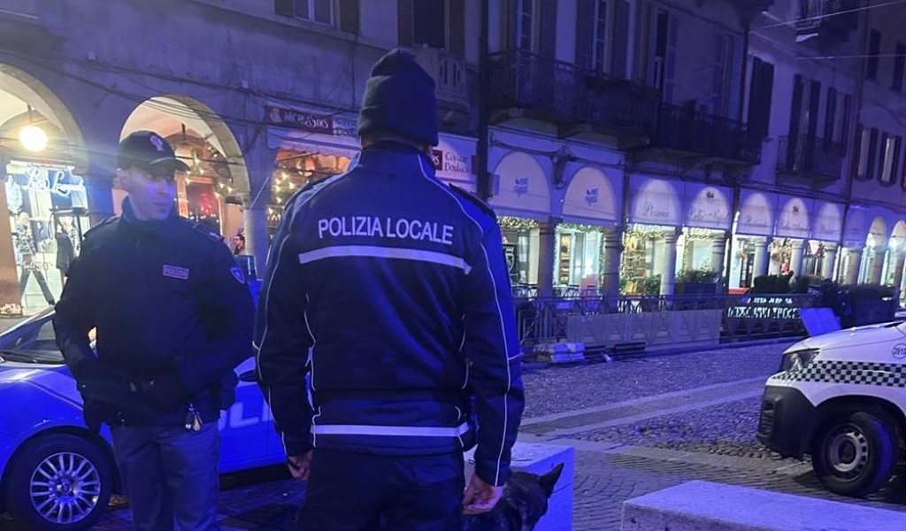 Controlli straordinari in centro e nelle aree della movida: sequestri di hashish e verifiche nei locali