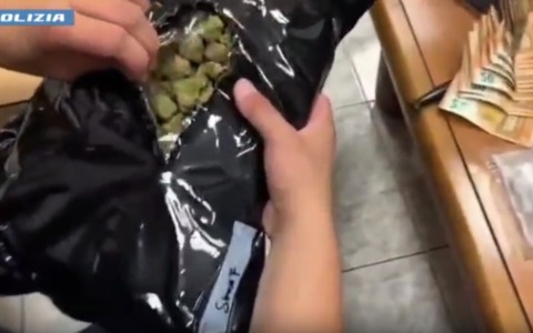 Blitz in tutta Italia contro droga e armi: oltre 1.300 arresti, 2 in provincia di Pavia