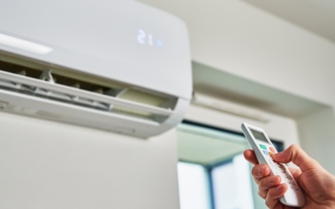 Caldo record e consumi alle stelle: blackout elettrici colpiscono Pavia e provincia