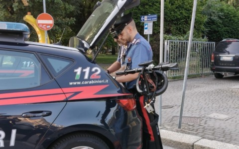 Stretta sui monopattini elettrici a Voghera: 28 multe per diverse irregolarità