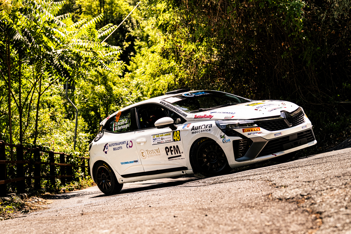 Davide Nicelli conquista il Rally della Lanterna: vittoria di classe e importanti conferme tecniche