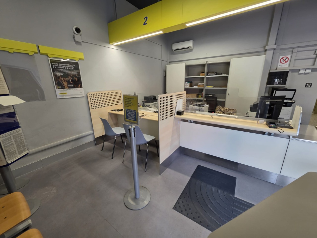 Santa Maria della Versa, riapre l’ufficio postale rinnovato con il progetto Polis