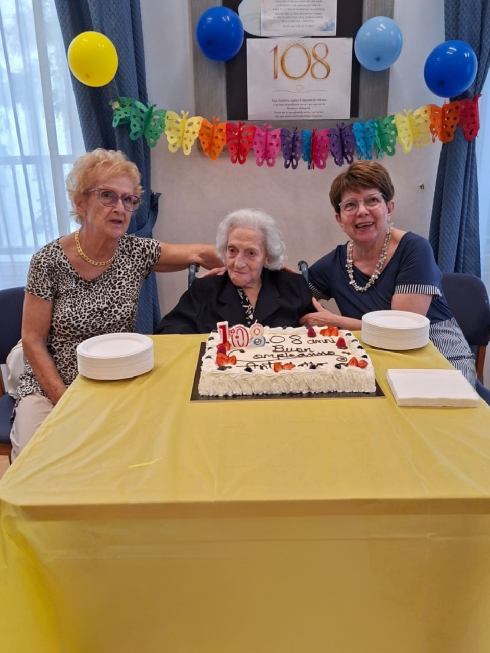 Antonietta compie 108 anni  e svela il suo segreto di longevità:  «Mi sono sempre presa cura di me»