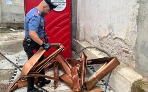 Recuperato il rame rubato da un cantiere in centro a Pavia: indagini per risalire ai responsabili