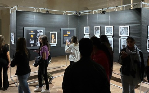 Voghera celebra 200 anni di Fotografia: al Castello Visconteo al via il Festival tra intelligenza artificiale, grandi mostre e workshop