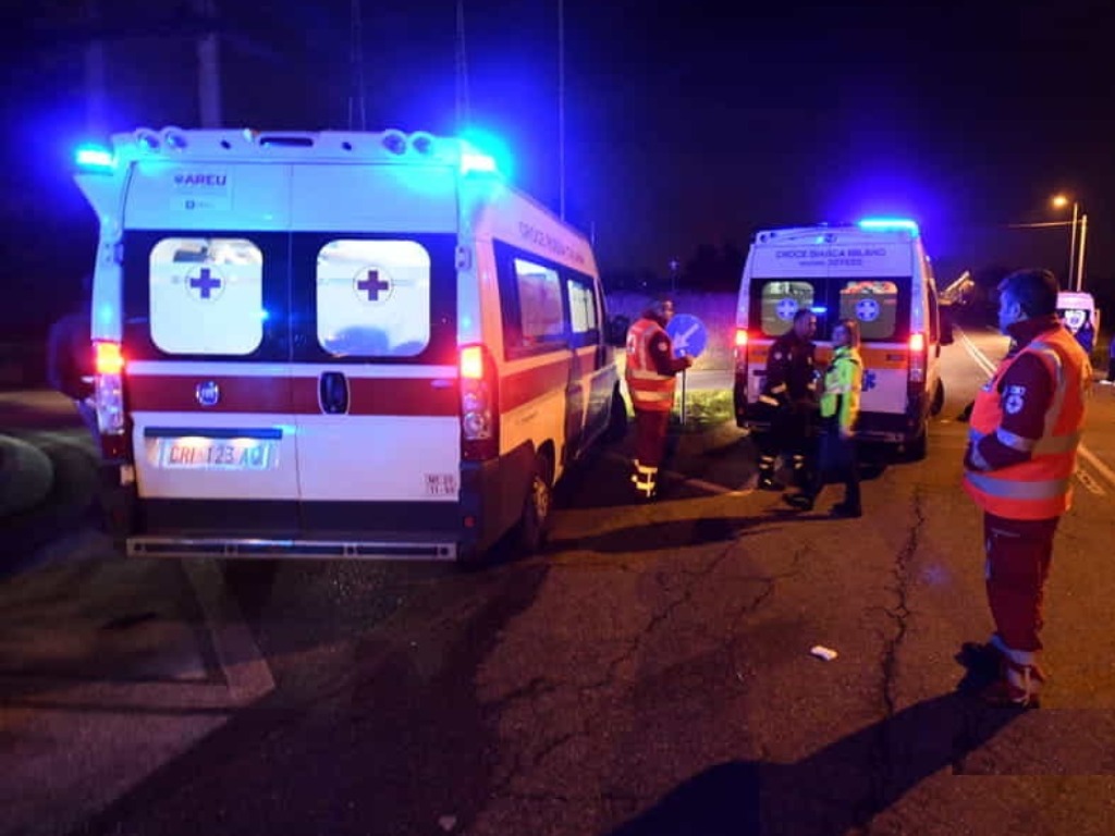 Interventi 118 a Pavia e provincia tra lunedì 21 e martedì 22 settembre 2026: aggressioni, incidenti, malori e una rissa