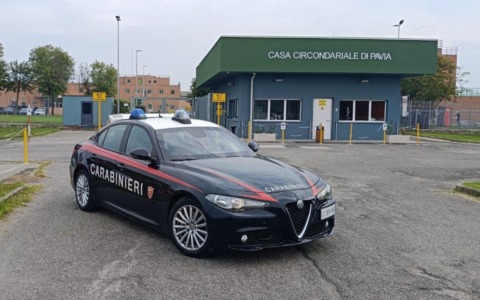 Gropello Cairoli, viola il divieto di avvicinamento all’ex compagna: arrestato 54enne