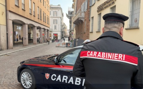Tentato furto in negozio a San Martino Siccomario: bloccate e denunciate quattro donne