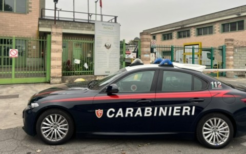 Tenta di rubare 950 chili di rame in azienda: denunciato un operaio a Parona